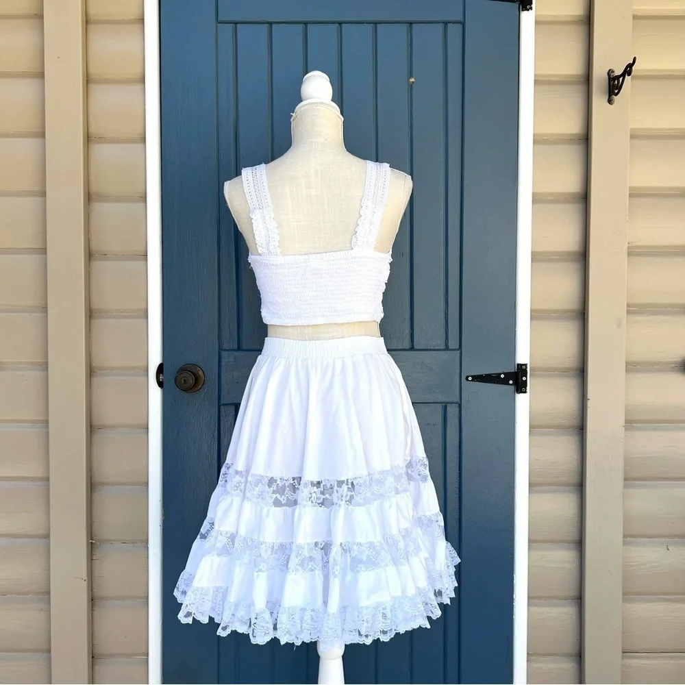 Vintage White Square Dance Full Round Dance Skirt white lace trimmed Women’s XS